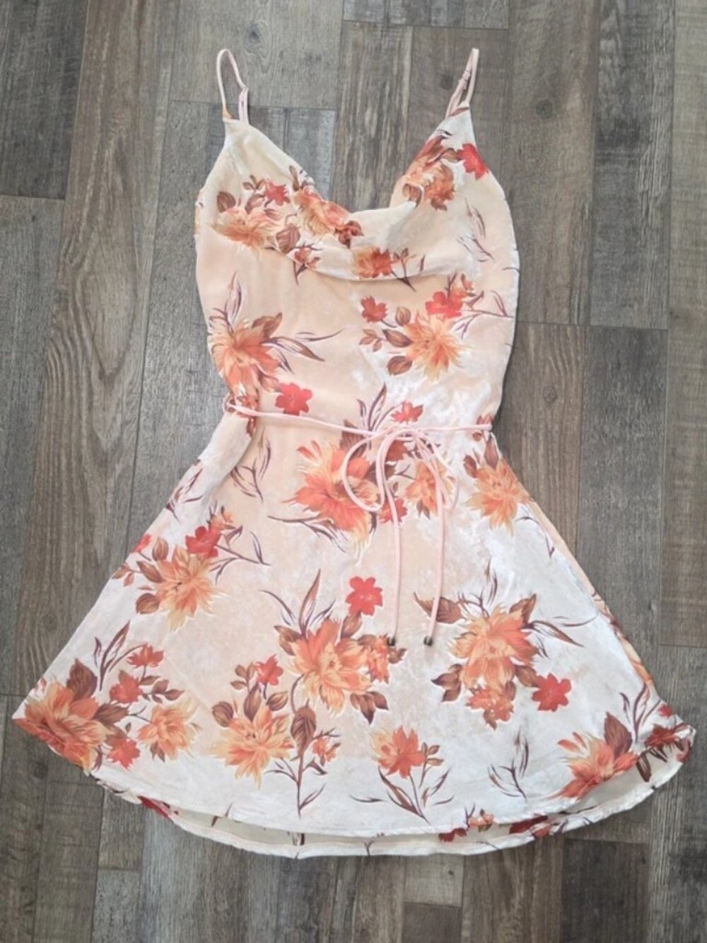 XS Selfie Leslie New fall autumn floral dress apricot burgundy going out